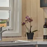 Maj - 150m From The Sea By Interhome