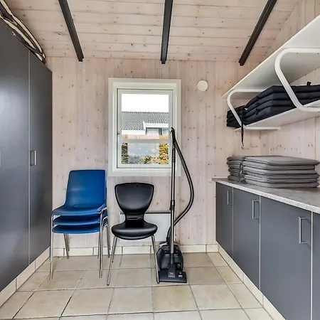 בית נופש Maj - 150m From The Sea By Interhome Hejls