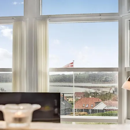 Maj - 150m From The Sea By Interhome