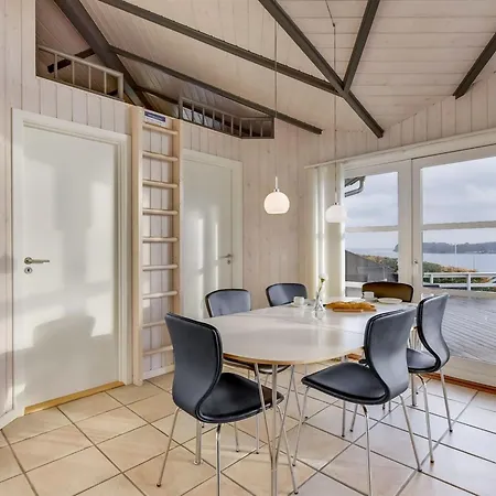 Maj - 150m From The Sea By Interhome בית נופש