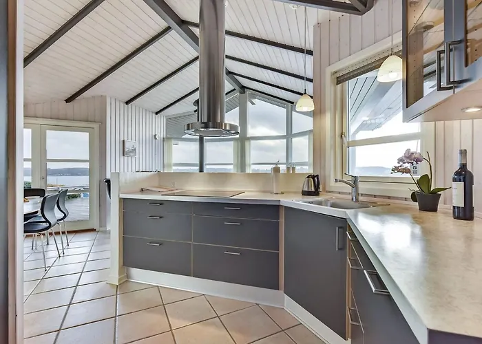 Prázdninový dům Maj - 150m From The Sea By Interhome Hejls