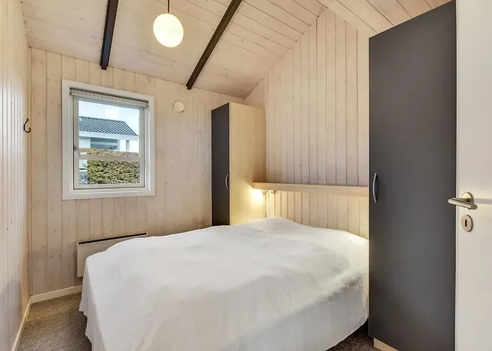 Prázdninový dům Maj - 150m From The Sea By Interhome Hejls